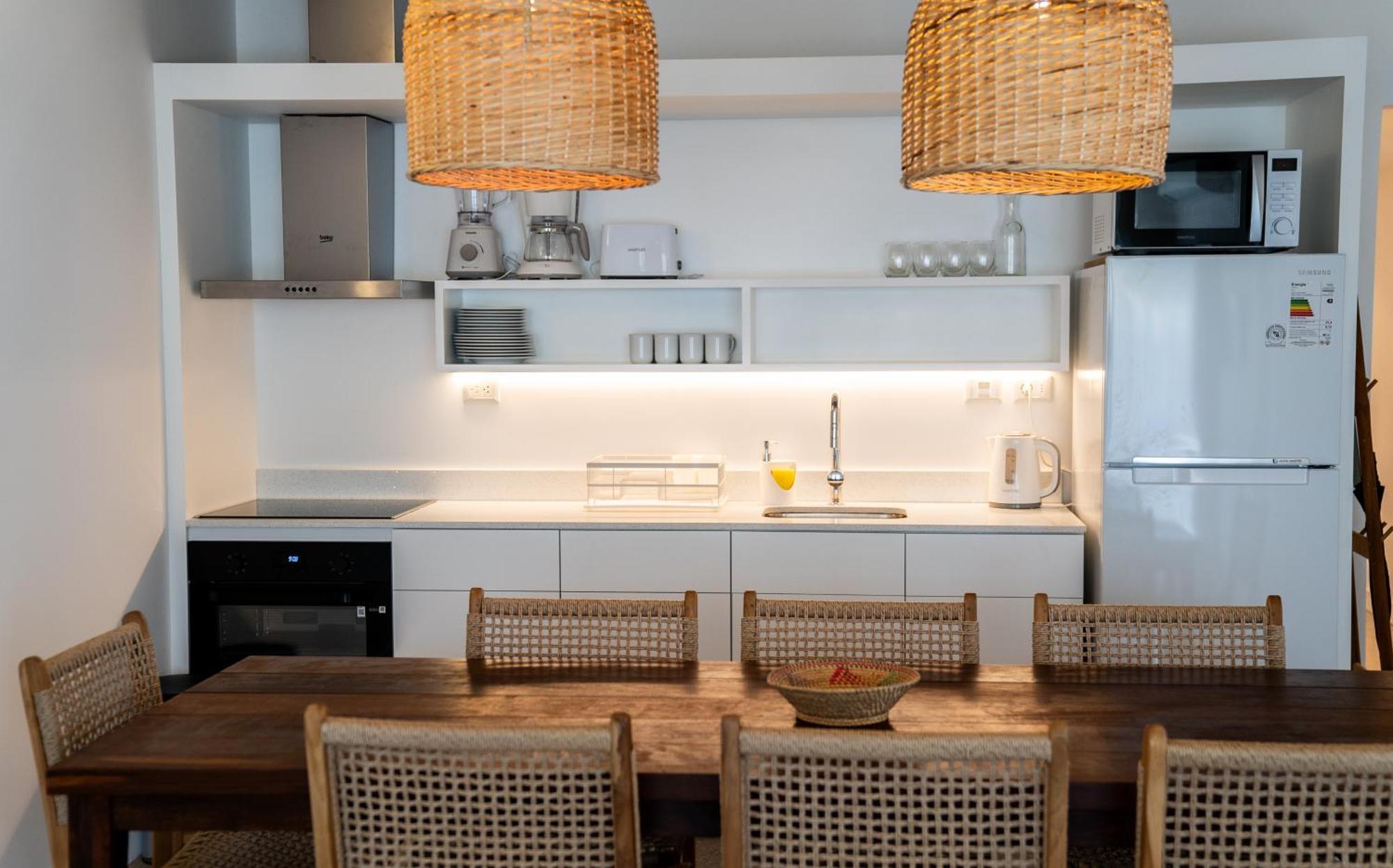 Casagrande Hotel & Beach Club José Ignacio Exteriör bild A modern kitchen