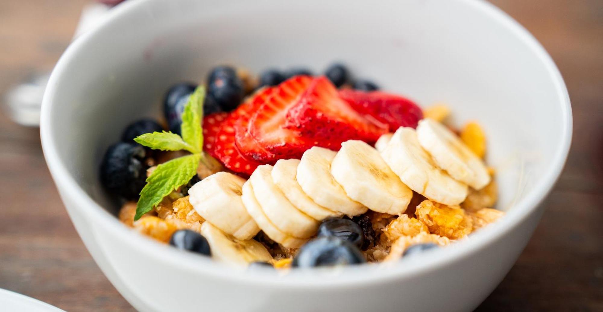 Casagrande Hotel & Beach Club José Ignacio Exteriör bild A bowl of granola with fruit